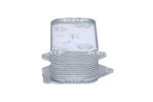 Radiator ulei motor potrivit AUDI A6 C5, A8 D2, A8 D3; VW PHAETON 3.3D/3.7/4.2 11.98-03.16 - Img 4