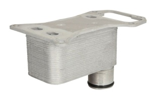 Radiator ulei motor potrivit BMW 3 (E90), 3 (E91), 3 (E92), 3 (E93), 5 (F10), 5 (F11), 5 GRAN TURISMO (F07), 7 (F01, F02, F03, F04), X5 (E70), X6 (E71, E72) 3.0D 06.05-02.17 - Img 2