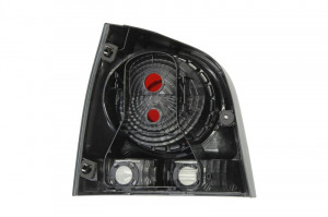 Stop tripla lampa spate dreapta potrivit VW POLO 2005-2009 - (culoare sticla fumuriu) - Img 2