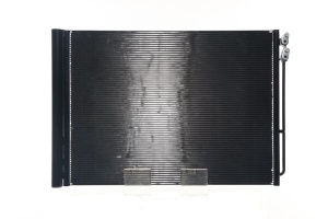 Condensator climatizare (cu uscator) potrivit BMW 5 (F10), 5 (F11), 5 GRAN TURISMO (F07), 6 (F12), 6 (F13), 6 GRAN COUPE (F06), 7 (F01, F02, F03, F04) 2.0D-4.4H 02.08-10.18 - Img 4