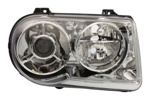 Far dreapta (HB3/HB4/PY27/7W, manual, fara ECE) potrivit CHRYSLER 300 C 2004-2012