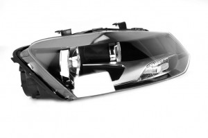 Far dreapta potrivit VW POLO - (H7, reglaj electric, fundal negru/insertii crom) - Img 2