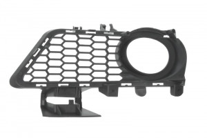 Grila bara Dreapta cu locas proiector, plastic, negru potrivit BMW 3 F30, F80, 3 F31 11.11-06.19 09.14-02.17 - Img 1