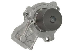 Pompa apa cu garnitura potrivit AUDI A1; SEAT IBIZA IV, IBIZA IV SC, IBIZA IV ST; SKODA FABIA III, OCTAVIA III, RAPID; VW CRAFTER, GOLF VII, POLO, POLO V, TRANSPORTER T6 1.4D/1.6D/2.0D 02.14- - Img 2