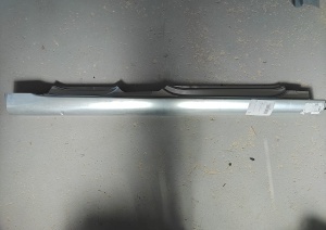 Prag lateral dreapta potrivit VW GOLF 5 2003-2010 (5 usi)