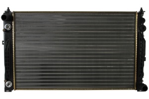 Radiator motor (cu primele elemente potrivite) potrivit AUDI A4 B5, A6 C5 2.4/2.6/2.8 - Img 1