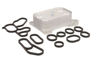 Radiator ulei motor (cu garnitura) potrivit ALFA ROMEO MITO; CHEVROLET AVEO; FIAT DOBLO, DOBLO CARGO, DOBLO/MINIVAN, GRANDE PUNTO, IDEA, LINEA, PALIO, PUNTO EVO, PUNTO EVO/HATCHBACK, SIENA 1.3D/1.4/1.6D 06.03- - Img 1