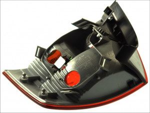 Stop tripla lampa spate stanga potrivit AUDI A4 COMBI 2004-2008 - ( exterior , Semnalizator alb, culoare sticla: rosu) - Img 2