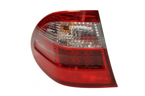 Stop tripla lampa spate stanga potrivit MERCEDES Clasa E COMBI 2002-2006 - ( exterior , Semnalizator alb, culoare sticla: rosu)