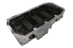 Baie ulei (partea inferioara, aluminiu) potrivit ALFA ROMEO 159; LANCIA DELTA III; OPEL ASTRA J, INSIGNIA A, ZAFIRA C 2. 2008-2017 - (partea inferioara; aluminiu)