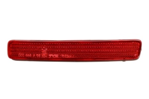 Catadioptru spate stanga potrivit Toyota PRIUS III W3 2009-2016