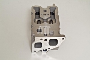 Chiulasa potrivit ALFA ROMEO 155, 164; CHRYSLER GRAND VOYAGER III, VOYAGER III; DODGE CARAVAN; FORD SCORPIO II; JEEP CHEROKEE, GRAND CHEROKEE I 2.5D/3.1D 09.92-12.01 - Img 3