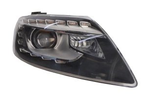 Far dreapta (D3S/LED, electric, cu motor) potrivit AUDI Q7 4L 2010-2015