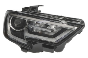 Far dreapta (D5S/H8/LED/PWY24W, cu motor) potrivit AUDI A3 8V 2016-2020