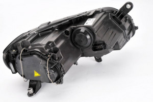 Far Stanga (bi-xenon, D3S, electric, cu motor, culoare semnalizator: transparent) potrivit VW PASSAT ALLTRACK B7, PASSAT B7 potrivit VW 08.10-12.14 - Img 4