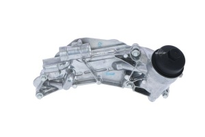 Radiator ulei motor (cu carcasa filtru ulei) potrivit CHEVROLET CRUZE, TRAX; OPEL ASTRA H, ASTRA H CLASSIC, ASTRA H GTC, ASTRA H/KOMBI, ASTRA J, ASTRA J GTC, INSIGNIA A, MOKKA / MOKKA X 1.6-1.8 07.05- - Img 1