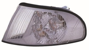 Semnalizator fata Stanga (transparent) potrivit AUDI A4 B5 1.6-2.8 1994-2001 1997-2001