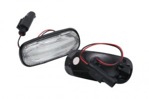 Semnalizator lampa lateral stanga/dreapta transparent, LED potrivit LAND ROVER DEFENDER, DISCOVERY II, FREELANDER I 1.8-4.0 1998-2016 - Img 2