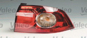 Stop lampa spate Dreapta (exterior) potrivit RENAULT LAGUNA II 2001-2007