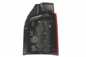 Stop lampa spate Stanga (P21/4W/P21W, versiune cu usa din spate) potrivit VW MULTIVAN T5, TRANSPORTER T5 04.03-08.15 - Img 2