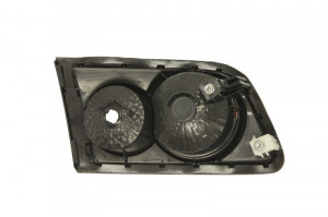 Stop tripla lampa spate dreapta potrivit MAZDA 6 COMBI 2002-2005 - (interior, culoare sticla alb) - Img 2