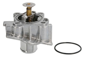 Termostat sistem racire (82°C, in carcasa) potrivit IVECO DAILY IV, DAILY V, DAILY VI; FIAT DUCATO 2.3D-Electric 12.01- - Img 1