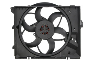 Ventilator radiator (cu carcasa) potrivit BMW 1 (E81), 1 (E82), 1 (E87), 1 (E88), 3 (E90), 3 (E91), 3 (E92), 3 (E93), X1 (E84), Z4 (E89) 1.6-3.0 06.04-08.16 - Img 1