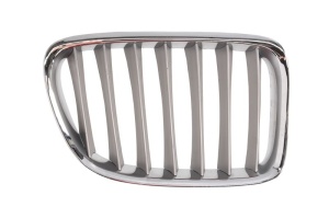 Grila radiator Dreapta crom/titan potrivit BMW X1 E84 1.6-3.0 2009-2015 pana in 2012