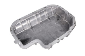 Baie ulei (partea inferioara, aluminiu) potrivit MERCEDES C (CL203), C T-MODEL (S202), C T-MODEL (S203), C (W202), C ( dupa 1996 - (partea inferioara; aluminiu; CL203; S202; S203; W202; W203; A208; A209; C208; C209)