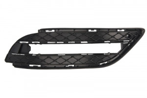 Grila bara Dreapta cu locas lumini zi, negru potrivit MERCEDES B SPORTS TOURER W246, W242 2011-2018 2011-2014