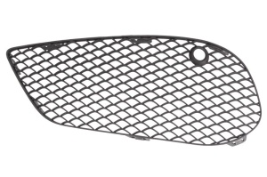 Grila bara fata Stanga potrivit MERCEDES C (A205), C (C205), C T-MODEL (S205), C (W205) 2013-2023 dupa 2013 - (AMG, cu gauri pentru senzorii de parcare, plastic, negru)