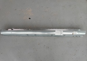 Prag auto Dreapta potrivit VW BORA, BORA I, GOLF 4 Break / Hatchback 5D 1997-2006