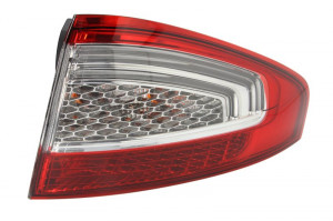 Stop lampa spate dreapta potrivit FORD MONDEO 4 IV Hatchback 2010-2014 - exterior LED