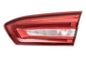 Stop spate dreapta potrivit Ford FOCUS IV Sedan 2018-2021 - partea interioara, W5W