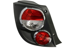 Stop spate stanga potrivit Chevrolet AVEO III Hatchback 2011-2014 - cadru cromat