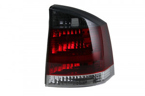 Stop tripla lampa spate dreapta potrivit OPEL VECTRA HATCHBACK/LIMUZINA 2005-2008 - (Semnalizator fumuriu, culoare sticla fumuriu)