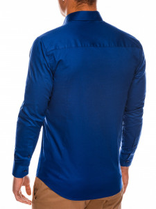 Класическа тънка риза със Slim fit кройка, класическа яка, дълъг ръкав и закопчаване отпред. Перфектна както за ежедневието, така и за по-официални случаи.