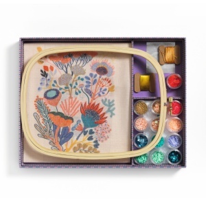 Atelier creativ 58 pentru adulti Broderie cu mărgele, Djeco - Img 2