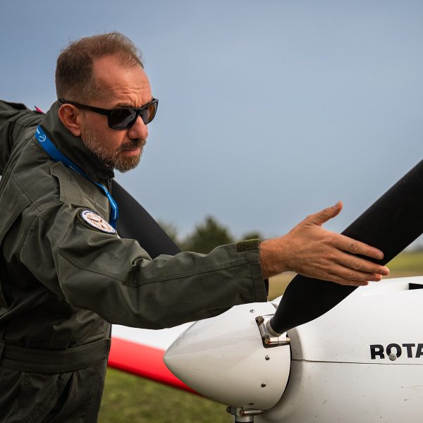 Mentenanță și siguranță avioane tabăra de zbor