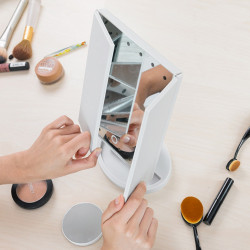 Oglinda cu led si efect de marire 4 in 1 - Img 4
