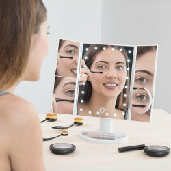 Oglinda cu led si efect de marire 4 in 1 - Img 1