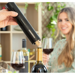 Tirbuson electric cu accesorii pentru vin - Img 1