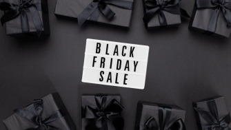 Cum sa-ti pregatesti lista de cumparaturi de Black Friday: Sfaturi pentru achizitii inteligente si rasfat din matase