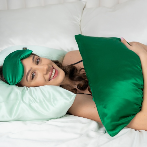 Set fețe de pernă mătase verde smarald 19 momme - Img 2