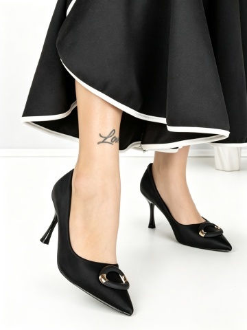 Stiletto cipő Celenia Fekete