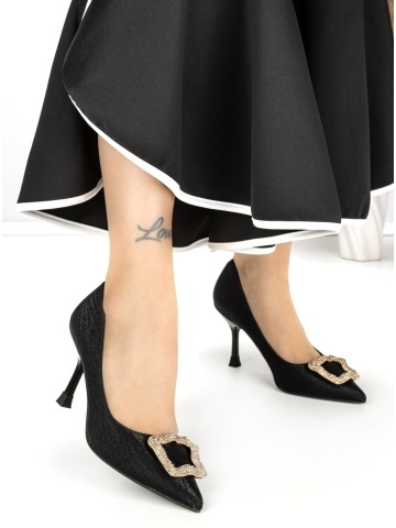 Stiletto cipő Velina Fekete