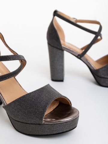Elinta fekete női magassarkú szandál textil anygaból - Img 5