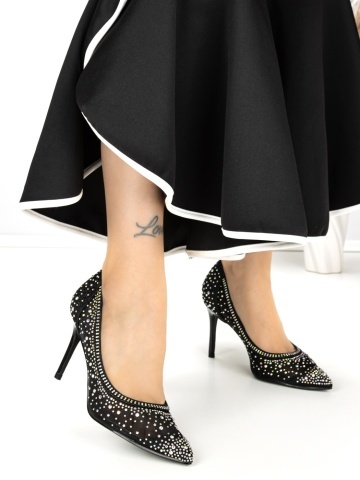 Stiletto cipő Celoria Fekete