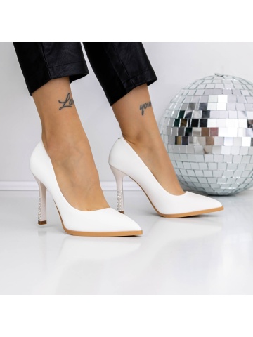 Stiletto cipő Efonna Bézs
