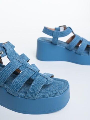 Hamada világos kék női platformos szandál textil anyagból - Img 5